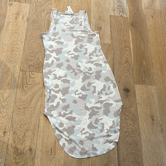 NWT Olive + Oak Dress - Picture 8 of 9